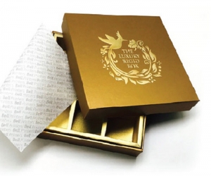 Hộp giấy ép kim